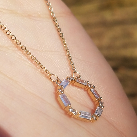 Gold Necklace Gold Necklace Gold Necklace Gold Necklace Gold Necklace - Picture 7 of 7